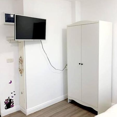 Central Studio Flat Bucharest Exterior photo