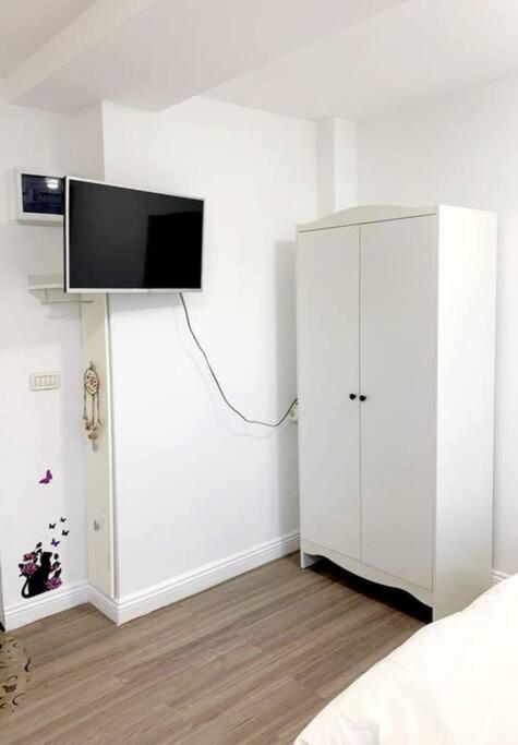 Central Studio Flat Bucharest Exterior photo